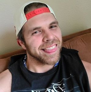 Meet your Posher, Adam